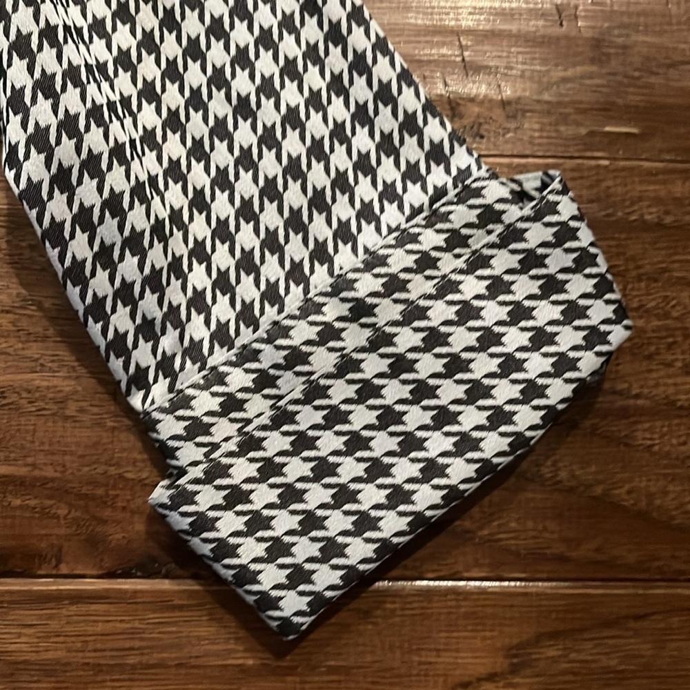 Chicos Button Down Black And Gray Houndstooth 3/4… - image 4